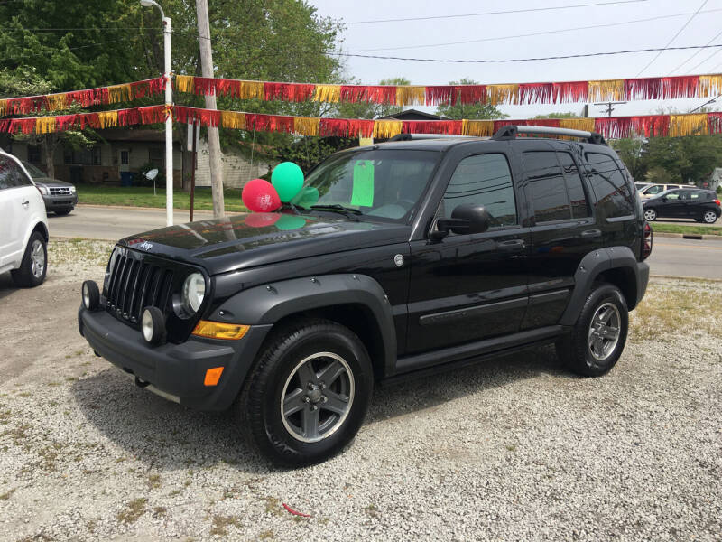 2005 Jeep Liberty for sale at Antique Motors in Plymouth IN