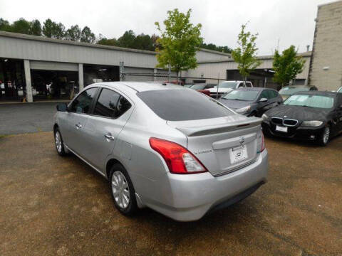 2015 Nissan Versa 1.6 SV