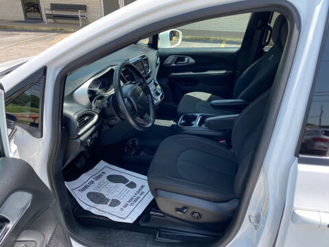 2020 Chrysler Pacifica Touring