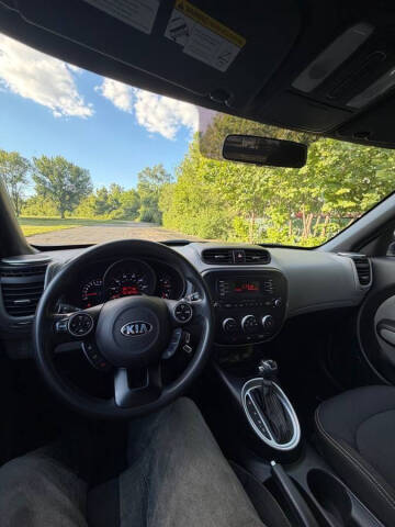 2015 Kia Soul +