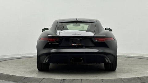 2021 Jaguar F-TYPE P300