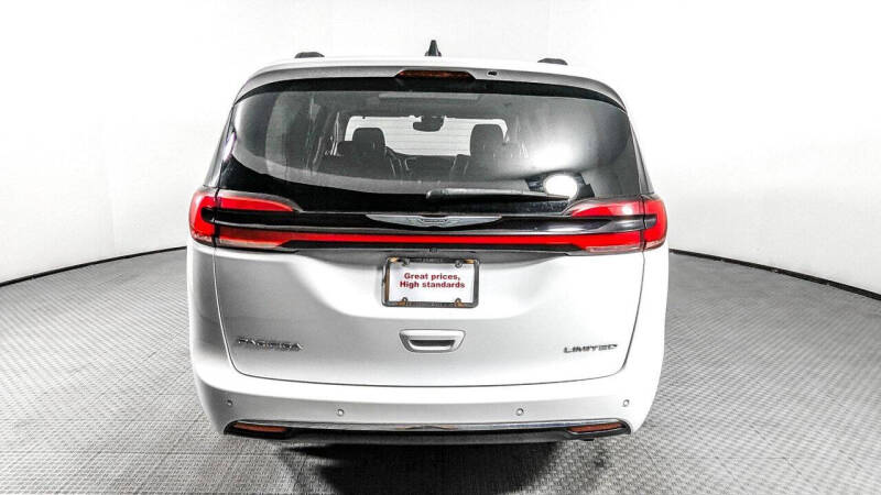 2023 Chrysler Pacifica Limited