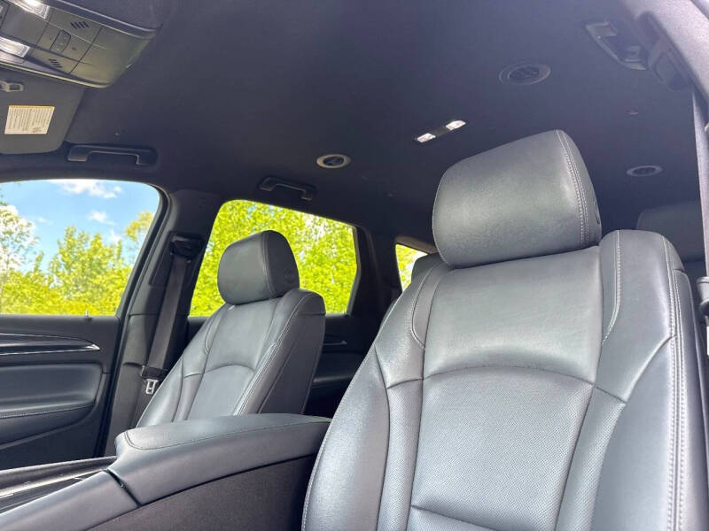 2022 Buick Enclave Essence