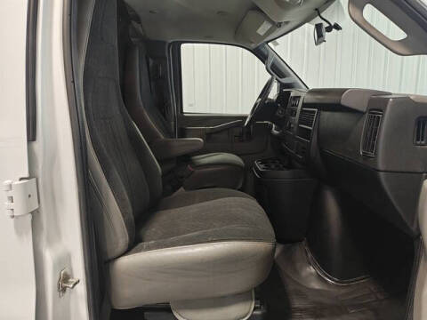 2020 GMC Savana 2500