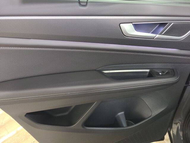 2026 Volkswagen Atlas Cross Sport SEL R-Line Black 4Motion