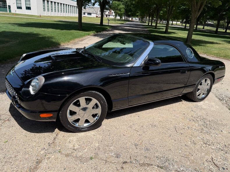 2002 Ford Thunderbird Deluxe