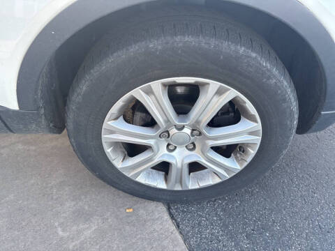 2019 Land Rover Range Rover Evoque SE Premium