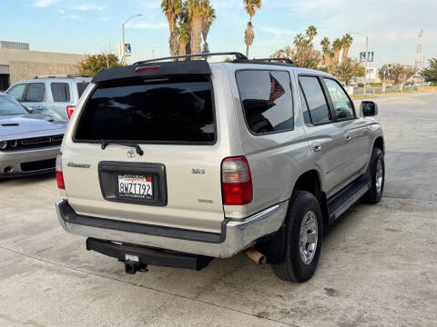 1999 Toyota 4Runner SR5
