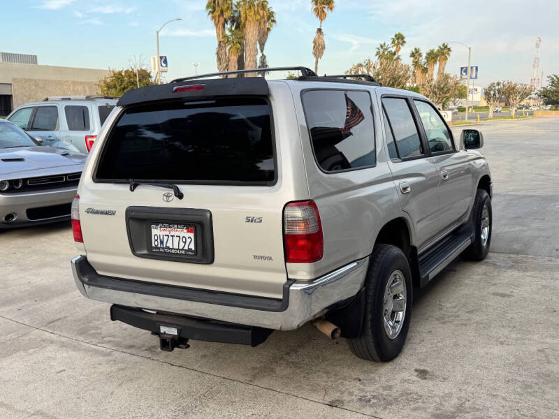 1999 Toyota 4Runner SR5