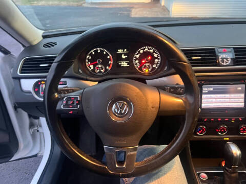 2015 Volkswagen Passat 1.8T Limited Edition