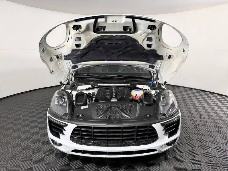 2018 Porsche Macan S