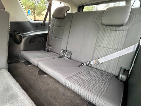 2017 Chevrolet Suburban LS