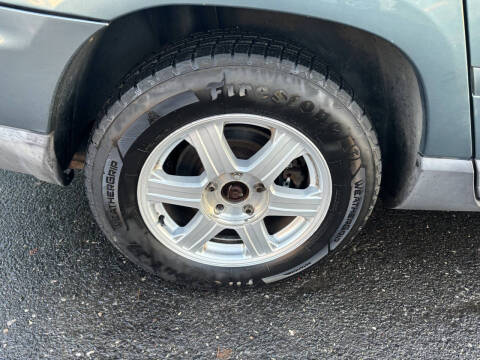 2005 Chrysler Pacifica Touring