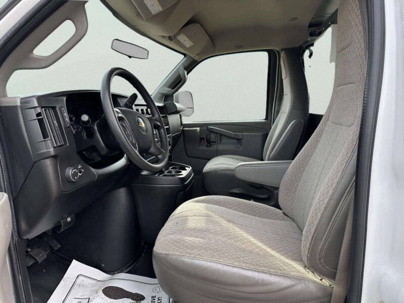 2016 Chevrolet Express 2500