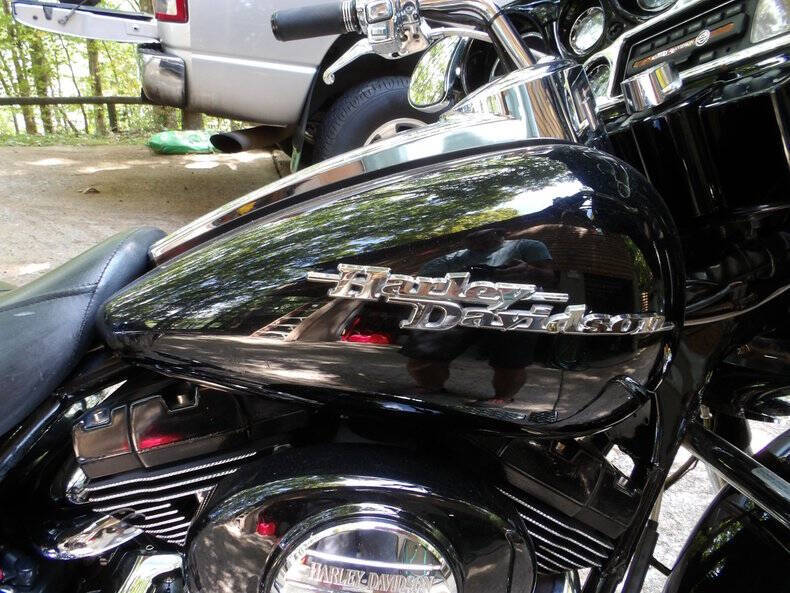2004 Harley-Davidson FLHT Electra Glide