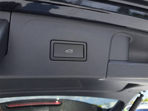 2025 Volkswagen Atlas SE 4Motion