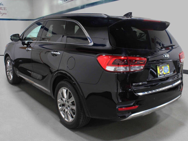 2017 Kia Sorento SX Limited V6