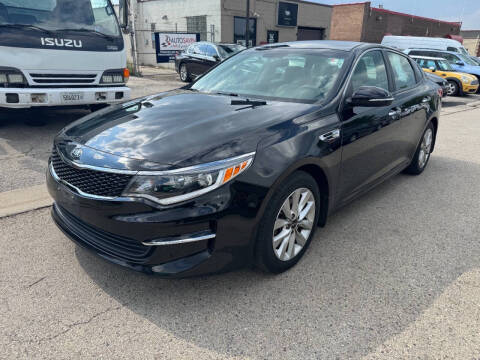 2018 Kia Optima for sale at AUTOSAVIN in Villa Park IL