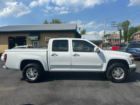 2010 Chevrolet Colorado for sale at FIVE POINTS AUTO CENTER in Lebanon PA