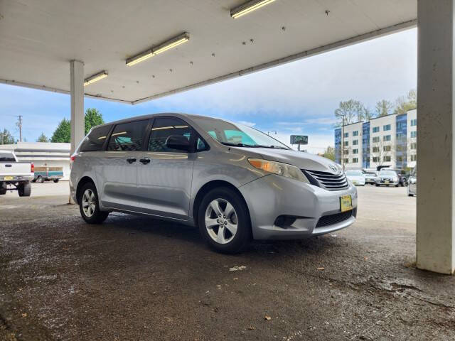 2011 Toyota Sienna