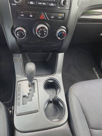 2012 Kia Sorento LX