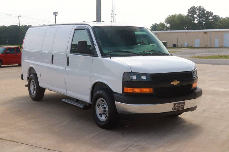 2026 Chevrolet Express 2500