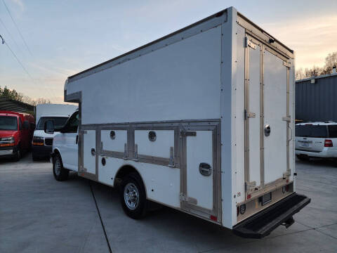 2023 Chevrolet Express 3500