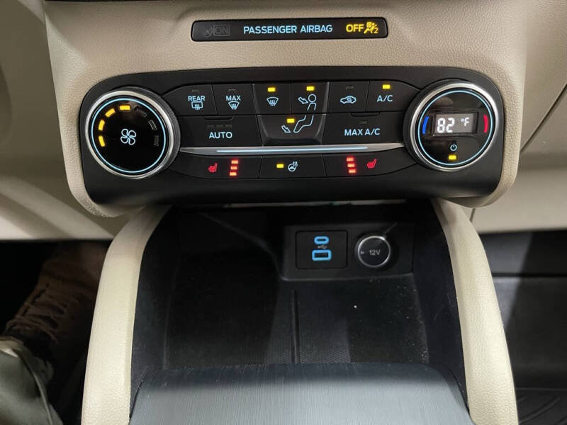 2020 Ford Escape SEL