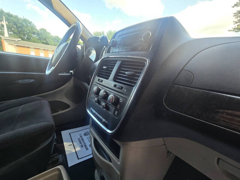 2013 Dodge Grand Caravan SE