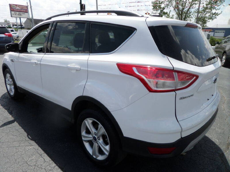 2016 Ford Escape SE