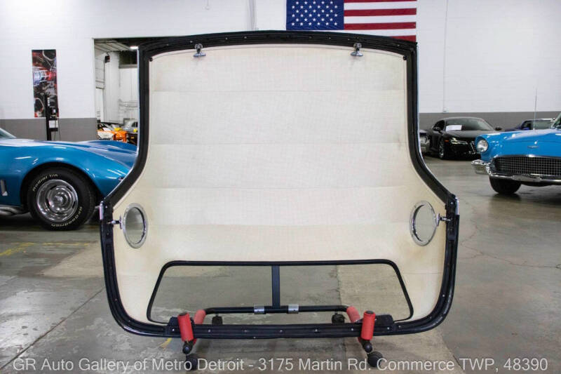 1957 Ford Thunderbird