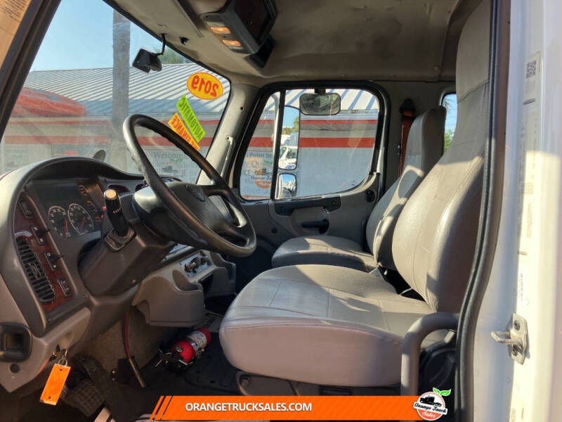 2019 Freightliner M2 106