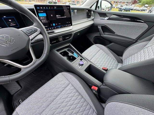 2025 Volkswagen Tiguan S 4Motion