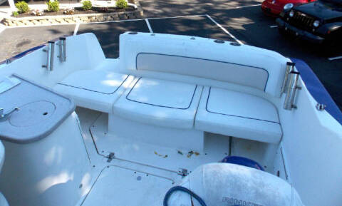 2006 Rinker 232 CAPTIVA