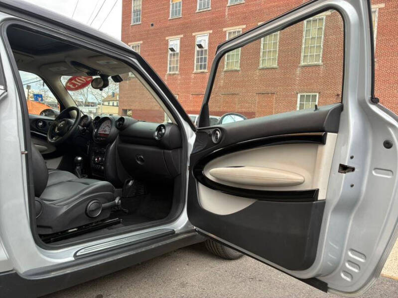 2013 MINI Paceman Cooper