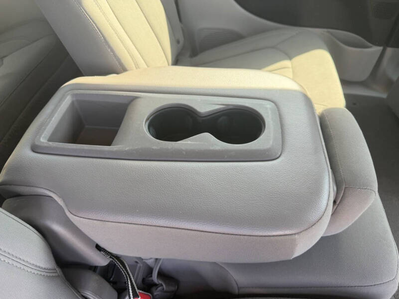 2017 Chrysler Pacifica Touring