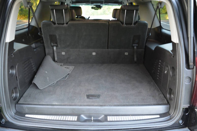 2017 Chevrolet Suburban LT