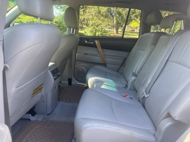 2010 Toyota Highlander Hybrid Limited