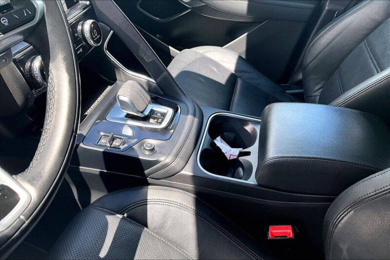2021 Jaguar E-PACE P250 SE