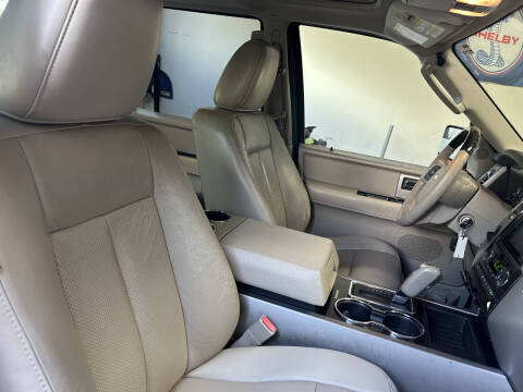 2012 Ford Expedition Limited