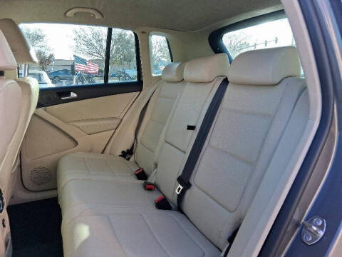 2011 Volkswagen Tiguan S 4Motion