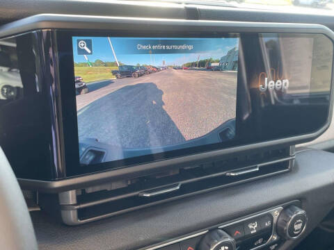 2025 Jeep Gladiator Willys