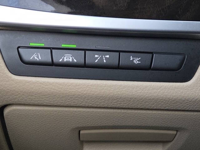 2015 BMW 5 Series 528i xDrive