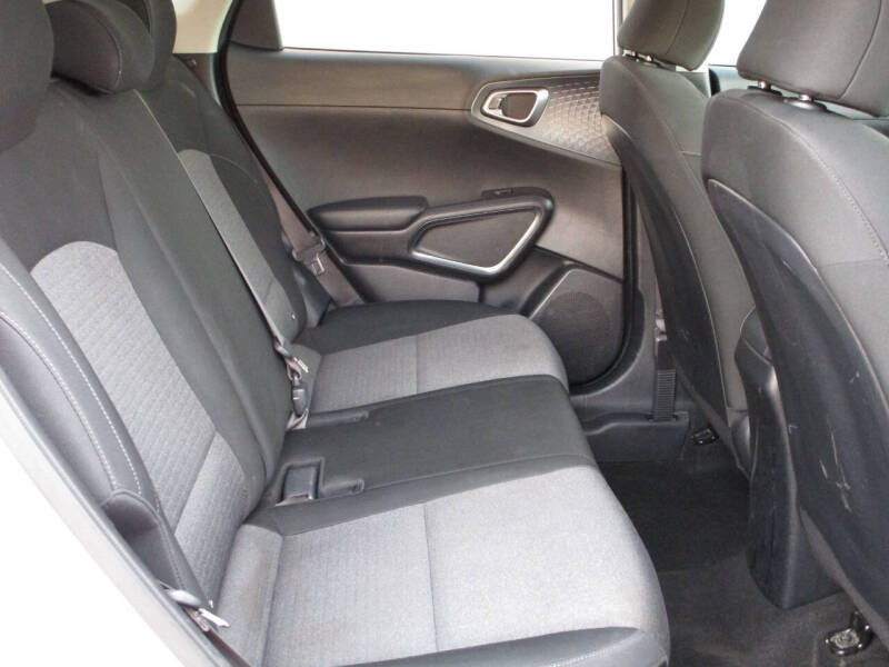 2020 Kia Soul S - Photo 14