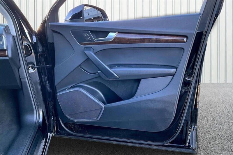 2019 Audi Q5 quattro Premium 45 TFSI