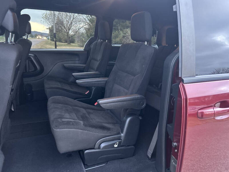 2019 Dodge Grand Caravan SE photo 23