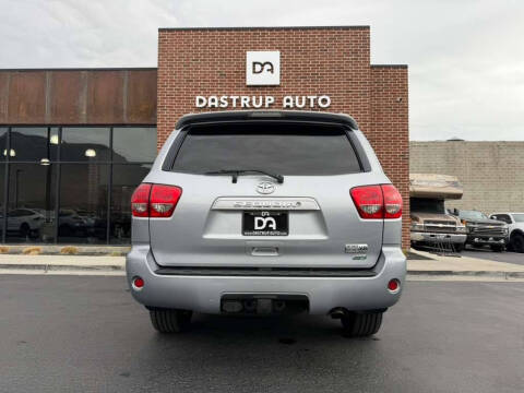 2013 Toyota Sequoia SR5