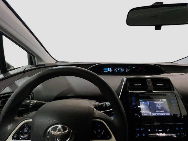 2016 Toyota Prius Two