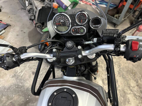 2022 Royal Enfield Himalayan