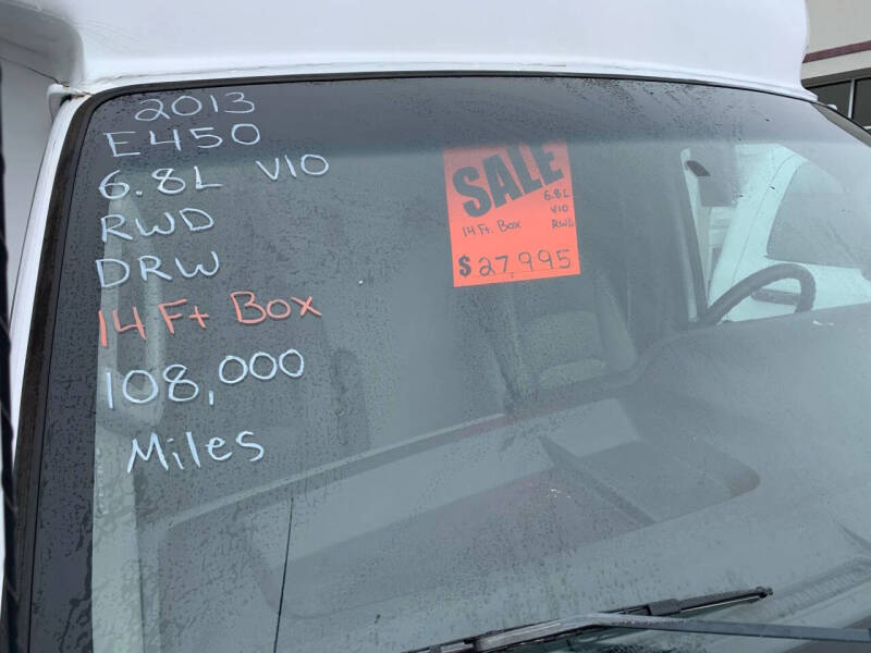 2013 Ford E-Series E-450 SD
